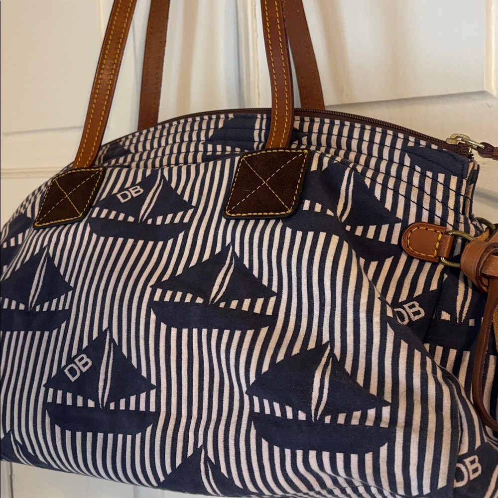 Dooney & Bourke sailboat print bag - Picture 8 of 11